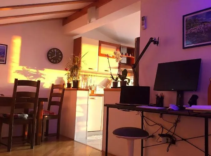 Lovely Place For * 포레치
